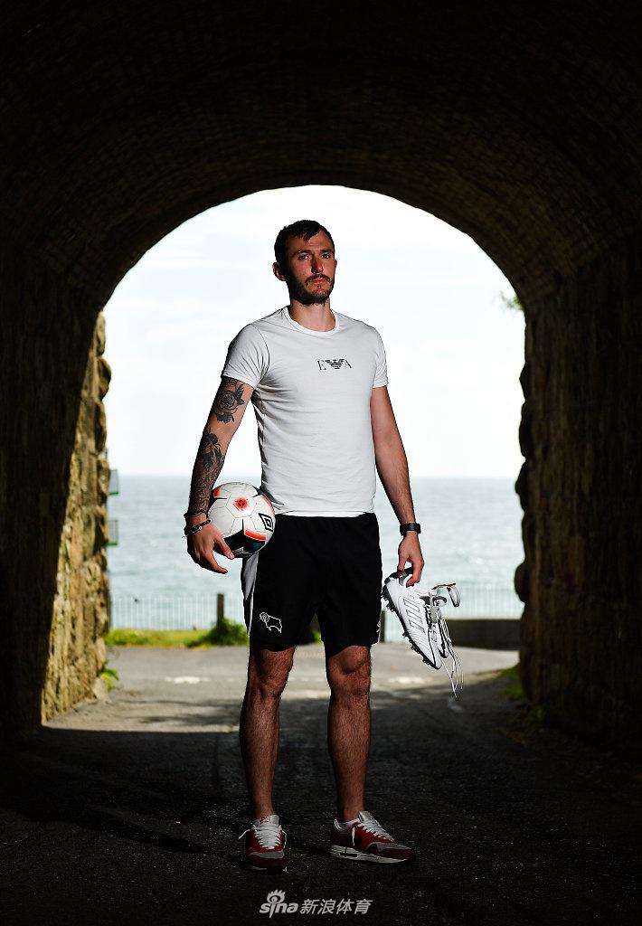 关于各国运动员谨慎备战，力争登顶之路的信息