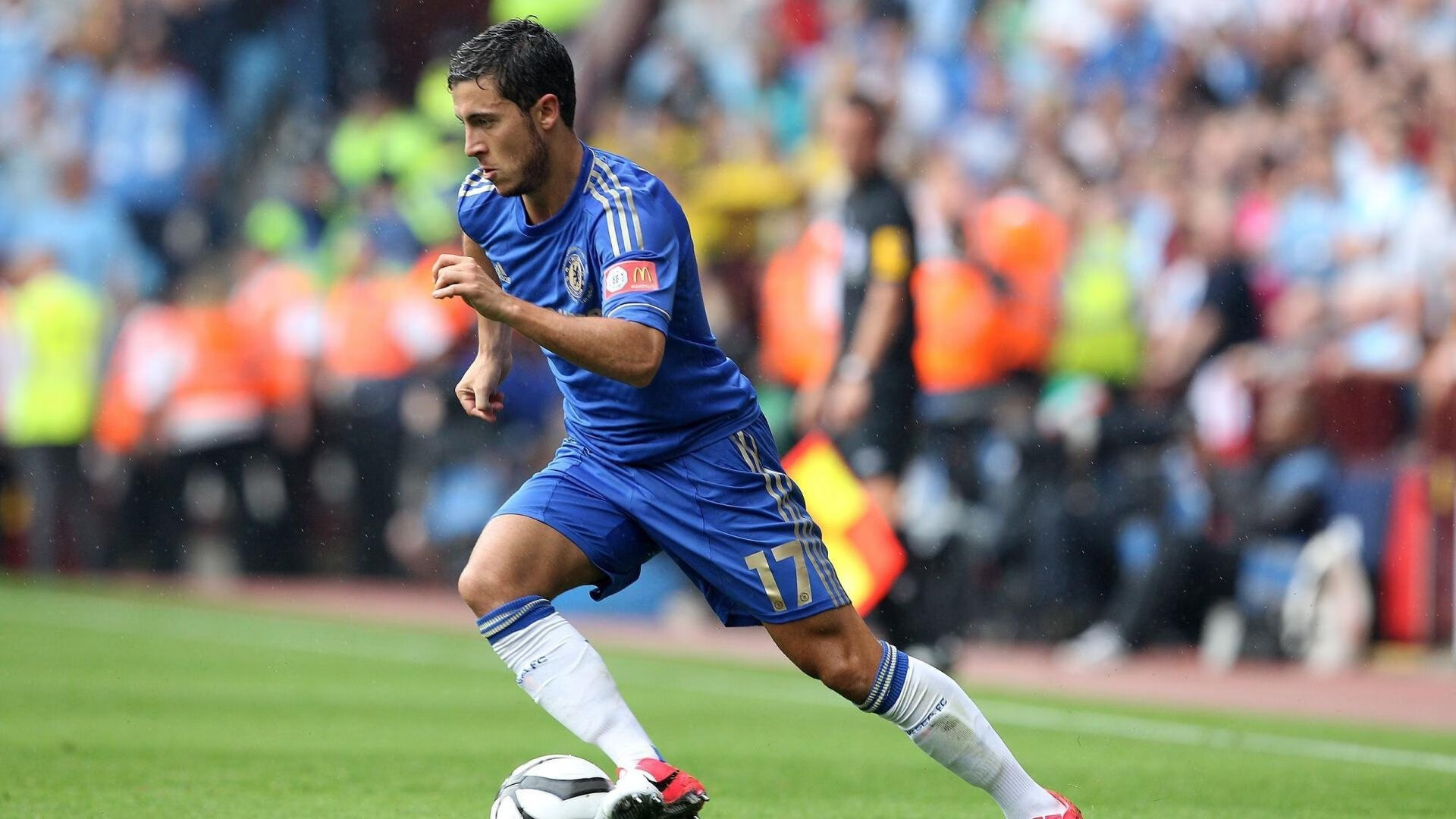 开云体育官方网站-赛道与球场，F1街道赛之夜，哈登在焦点战中证明自己