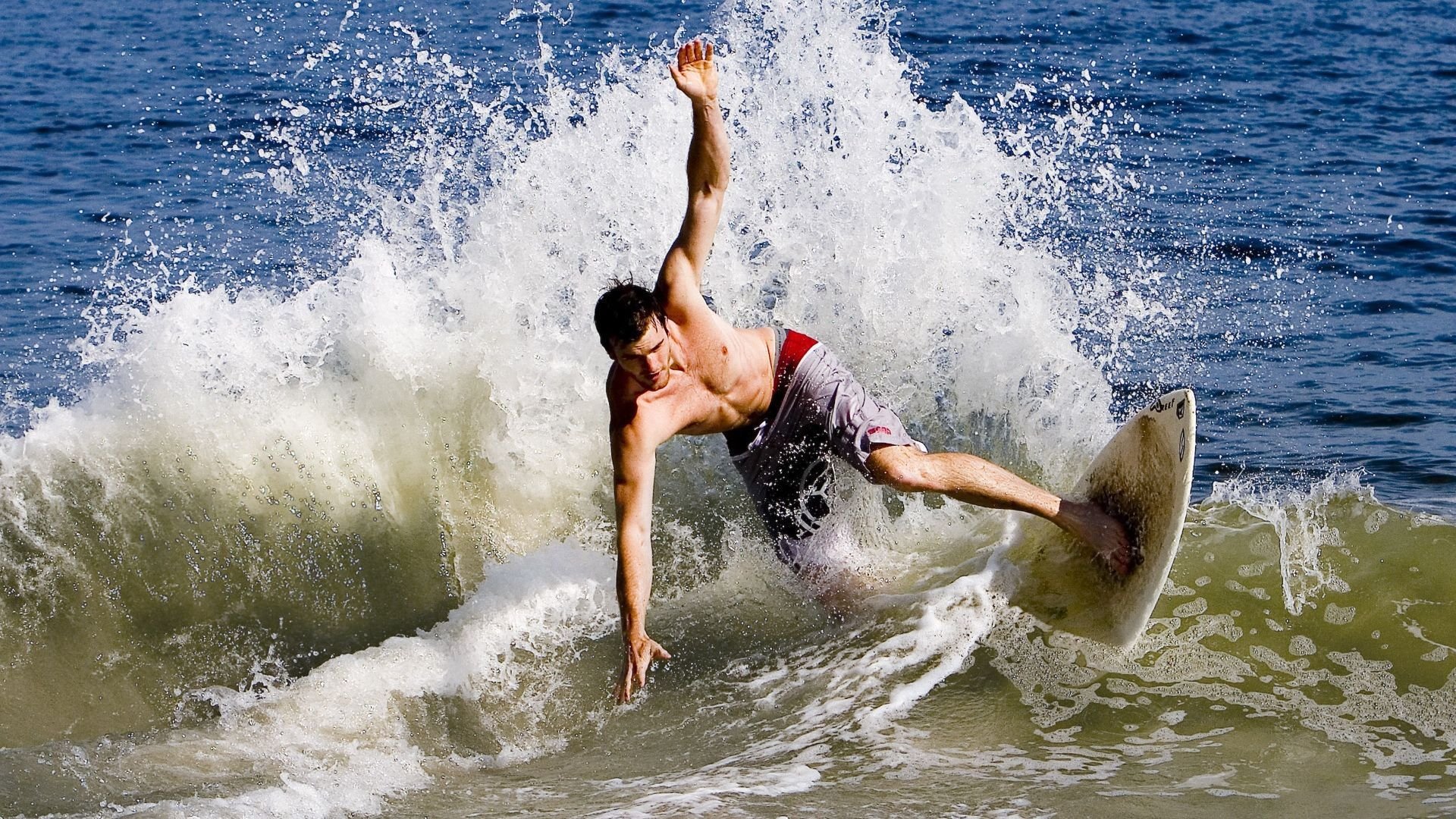 北欧铁壁与埃及之翼，当挪威防守锁死国米，萨拉赫完成涅槃救赎