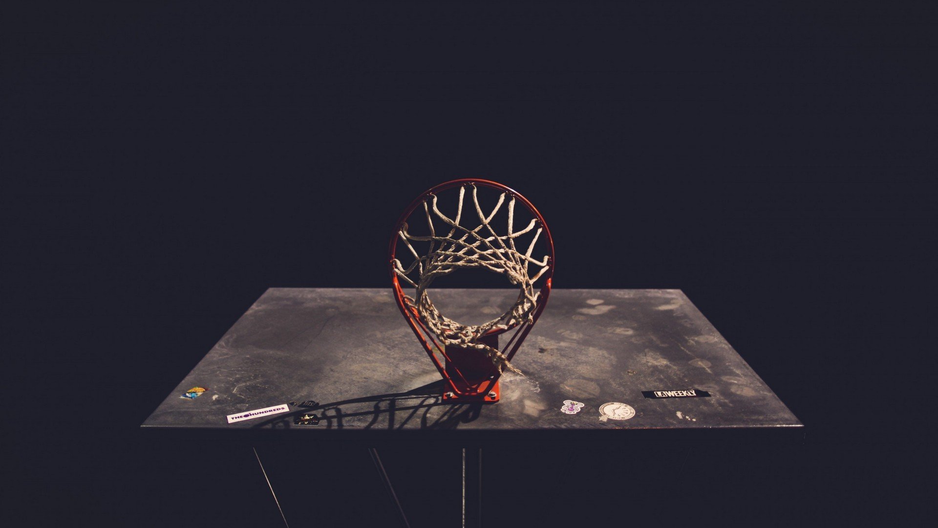开云体育官网-铁血之盾与极速之刃，2026世界杯D组生死战，智利破波兰，阿方索·戴维斯独舞成唯一传奇